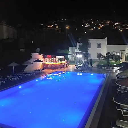 Hotel Paradise 3*